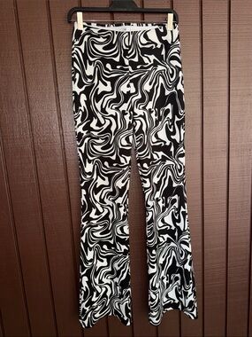 Black & White Swirl Boot-Cut Pants